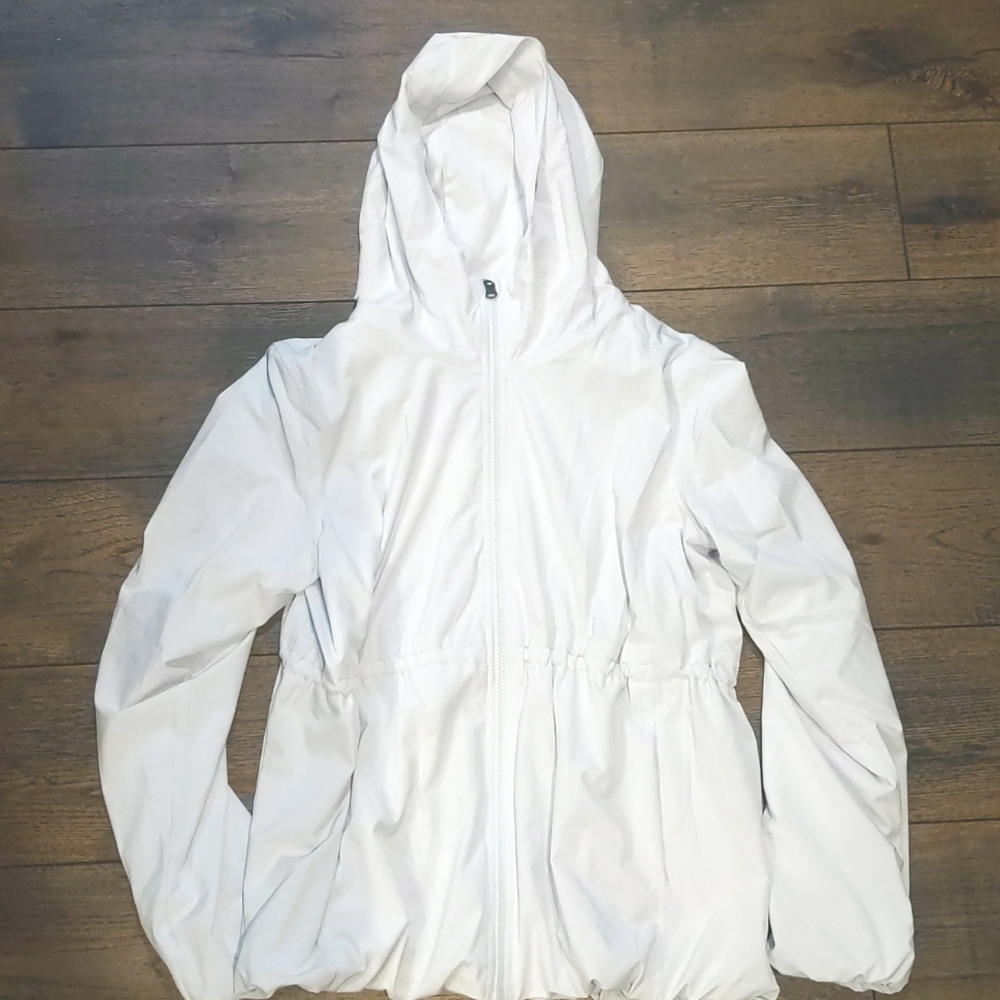 Lulu hooded lightweight jacket